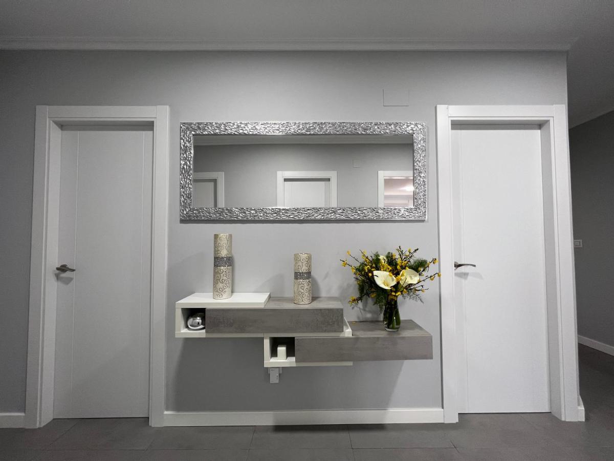 Apartamentos Maria De Lucia-Piso 2º Arou Eksteriør bilde